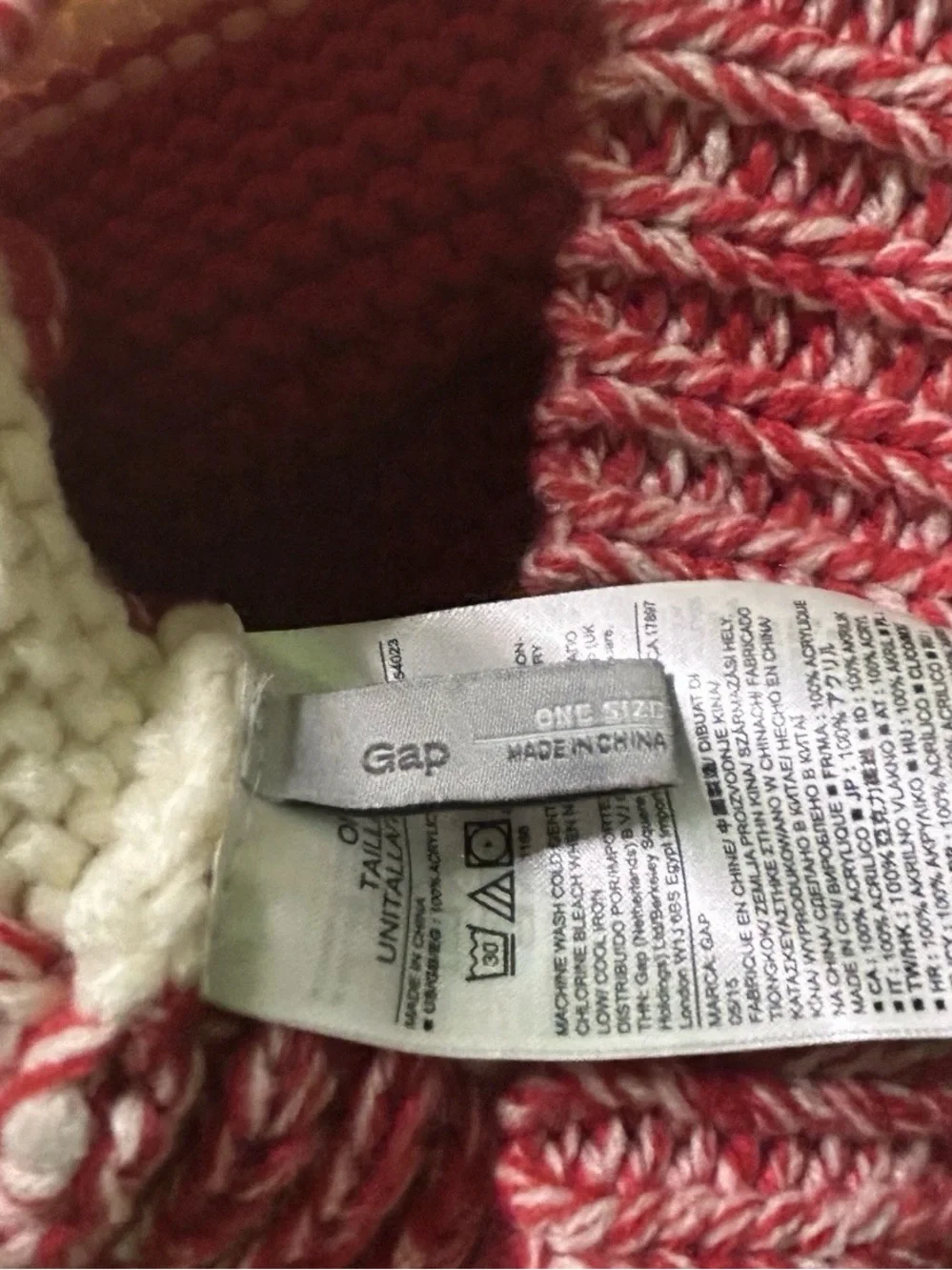 Women’s Gap Red White Knit Scarf Winter Cold Weather